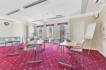 Hotel Balingsholm à Huddinge Extérieur photo