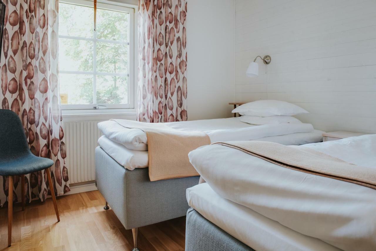 Hotel Balingsholm à Huddinge Extérieur photo